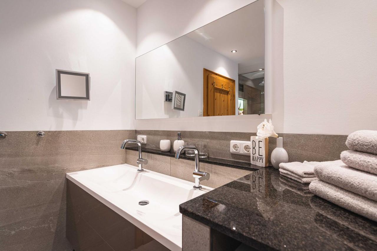 Chalet Crown Of The Alps By We Rent Zell am See Eksteriør billede